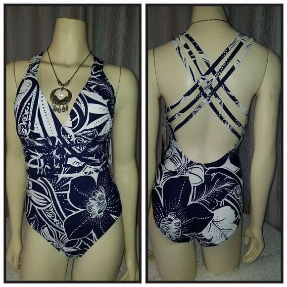 La Blanca blue flower Tummy Control One-Piece Swim, Size 8 NWT Retail $130 - Picture 14 of 14